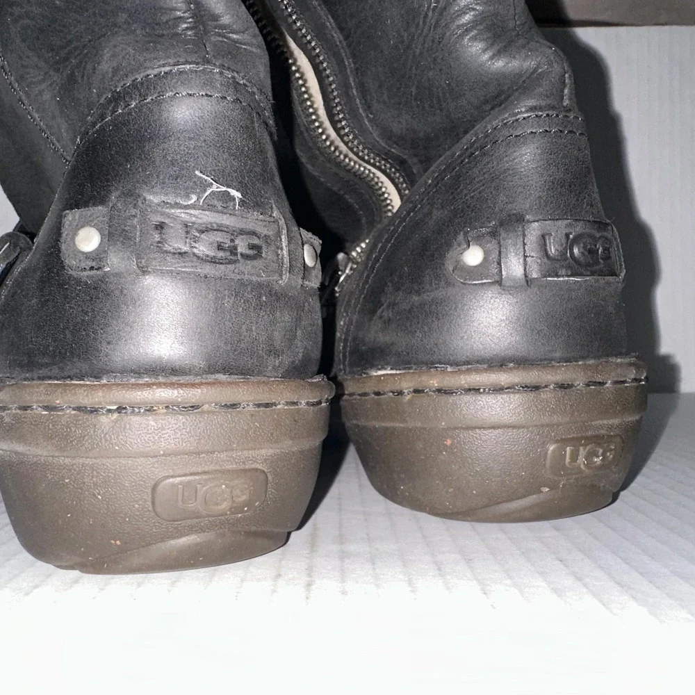UGG Biker Boots Womens 8 Black Leather Tupelo Mid Calf‎ Zip Buckle Wedge